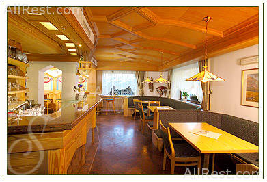 Hotel Sureghes 4